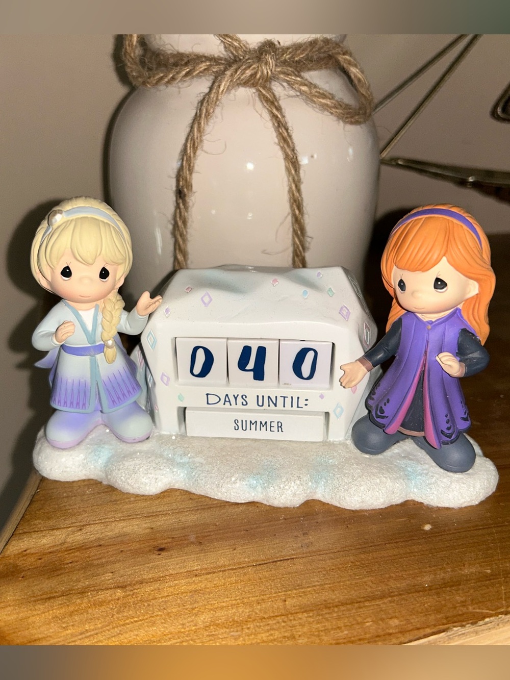 Precious Moments Frozen Anna & Elsa Purple and White Countdown Figurine